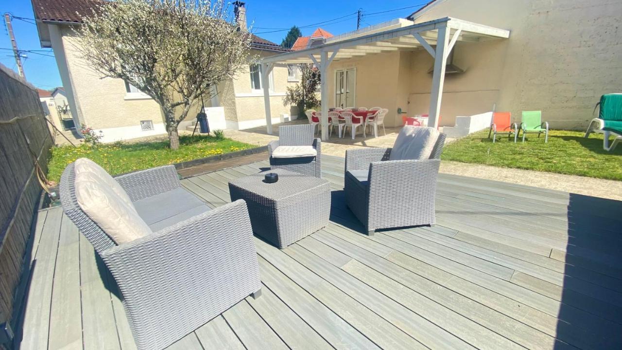 Coulounieix-Chamiers L'Escapade Perigourdine, Wifi, Parking, Netflix, Piscineヴィラ エクステリア 写真